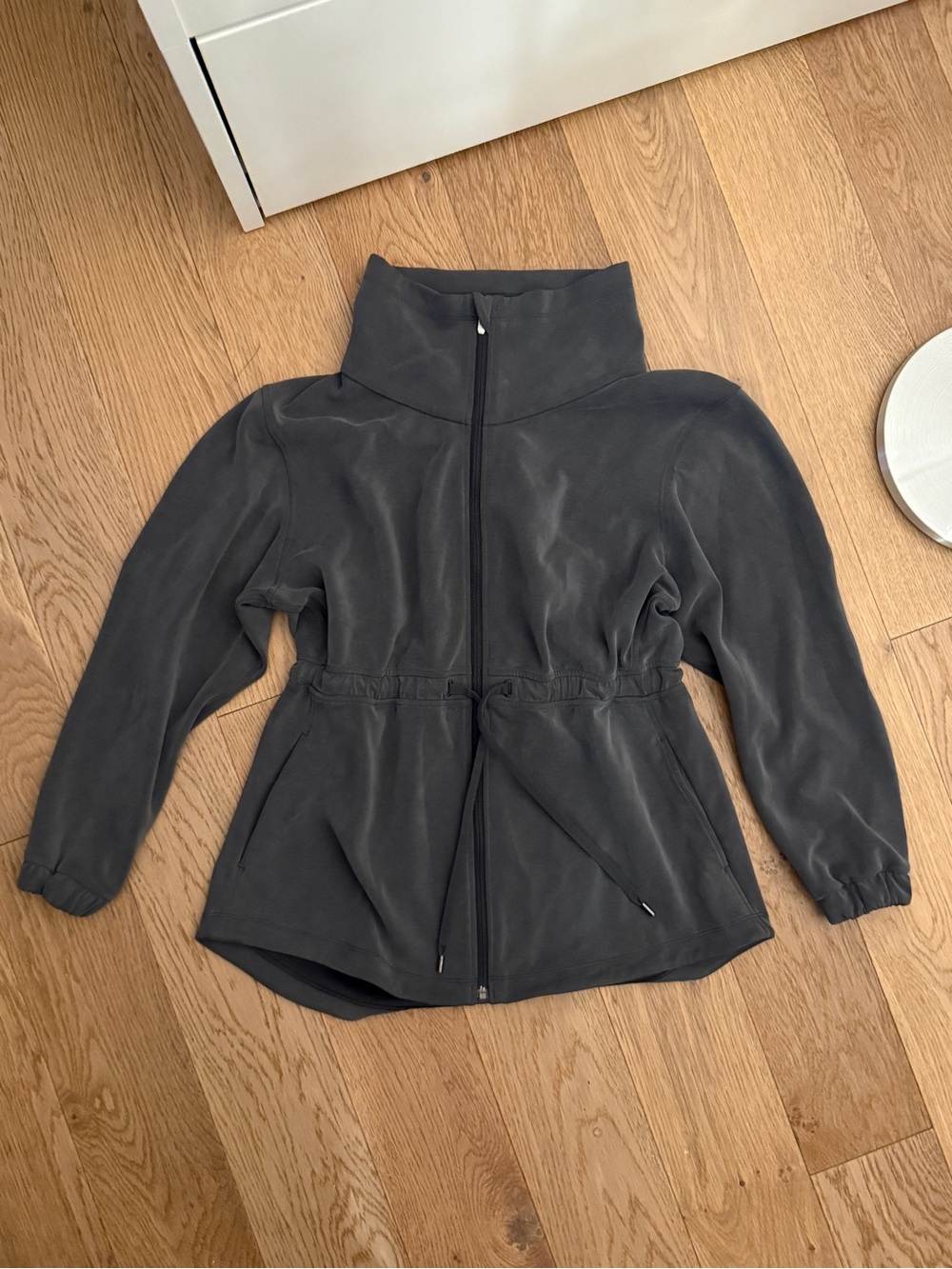 Lululemon Softstreme Cinch-Waist Full-Zip Jacket Size 10